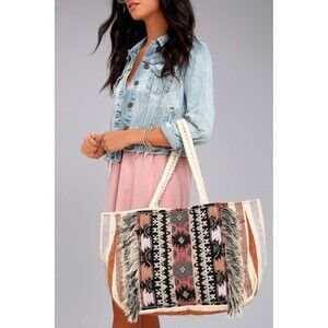 Evelyn K New York Wool Cotton Bohemian Raga Bonita Beaded Fringe Tassel Tote Bag